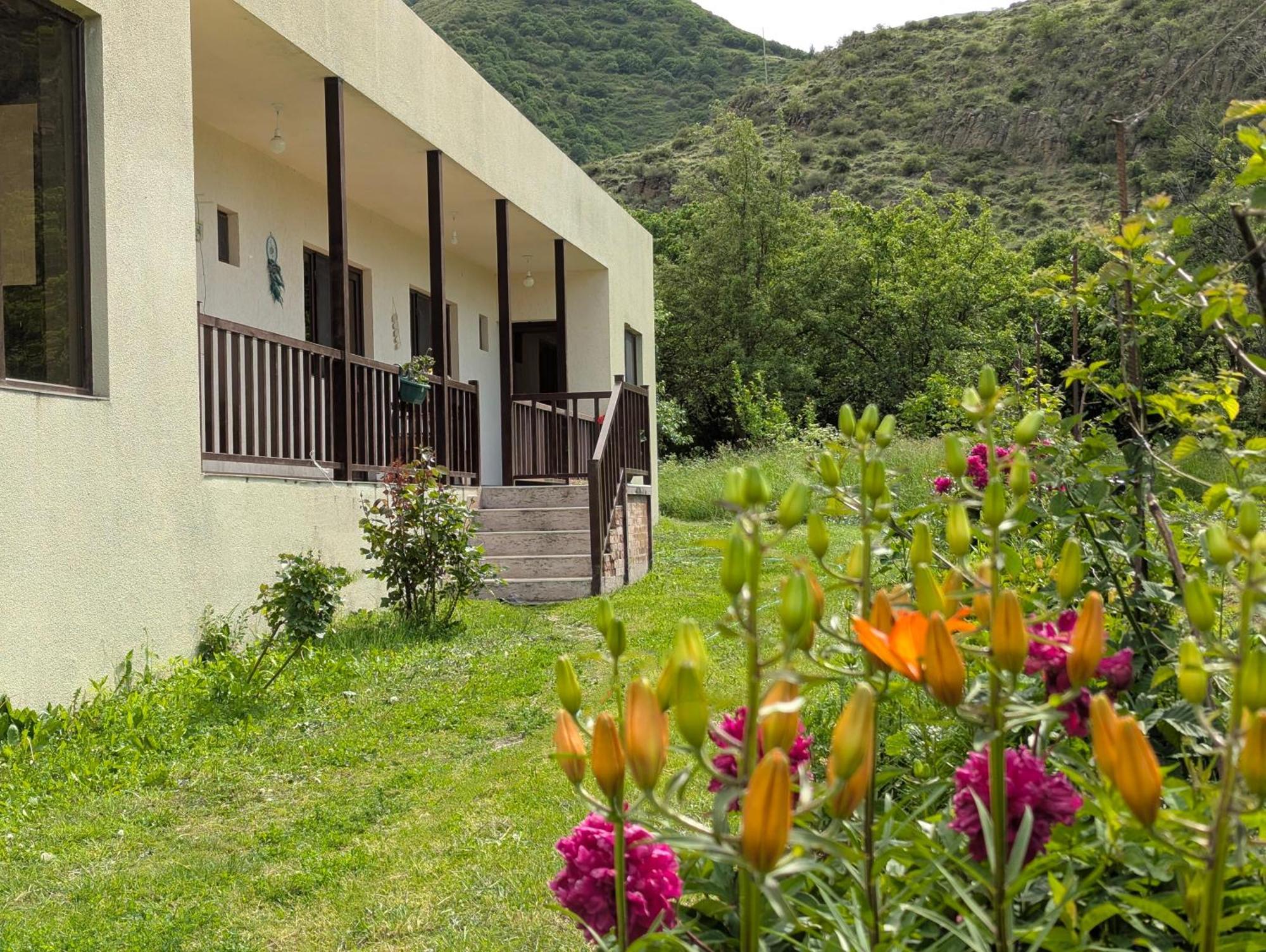 Отель Bee House Pia Экстерьер фото